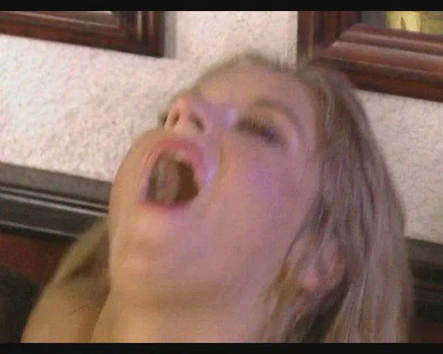 Screenshot 6 from German Mature/MILF Blonde Anal Threesome/Foursome Handjob
