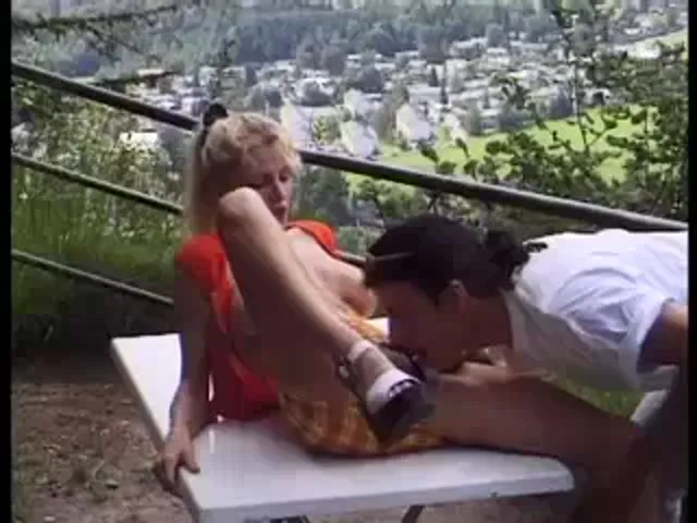 European Woman Blowjob Hardcore Handjob Out Door Sex