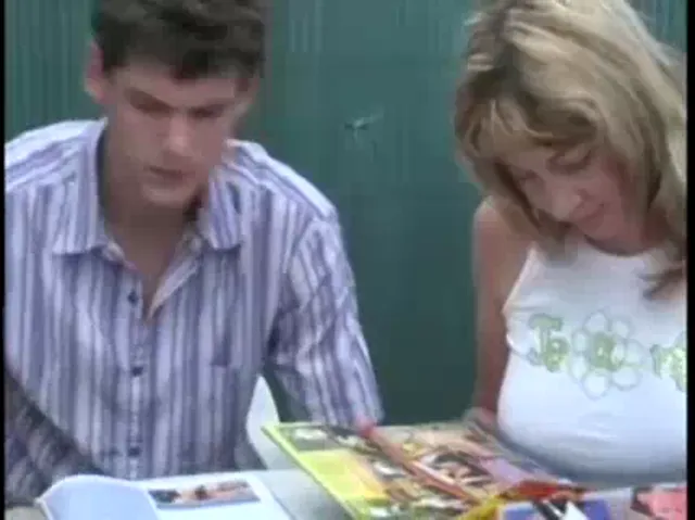 European Woman Blowjob Hardcore BiSexual Out Door Sex