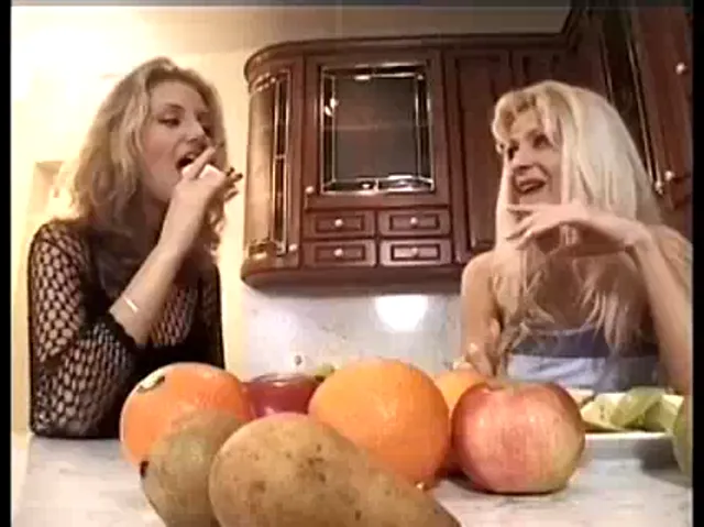 European Woman Blowjob Hardcore 3p/4p Threesome/Foursome