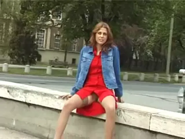 Pissing/Squirting Scene