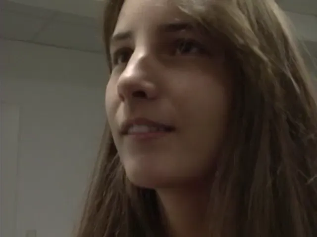 Barely Legal European Blowjob Pussy Play