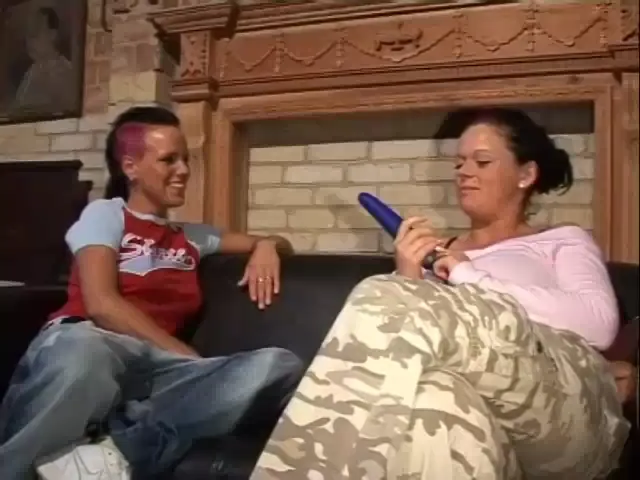 European Woman Family Roleplay Lesbian