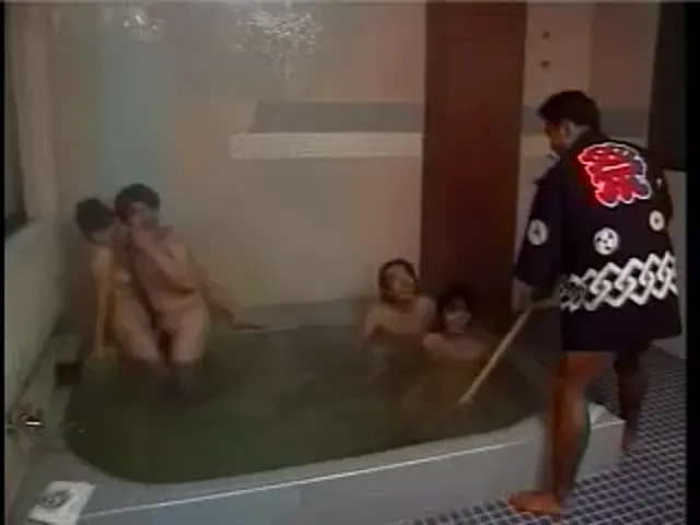 Asian Woman Blowjob Hardcore Fisting Group Sex