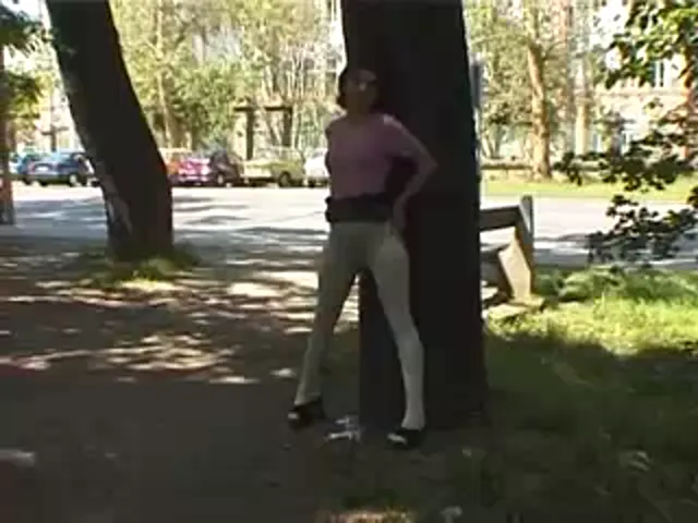 Pissing/Squirting Scene